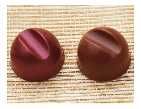 Форма для шоколадных конфет “Полусфера с выемкой” 