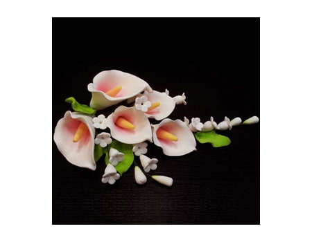 Букет из мастики “Каллы розовые” 