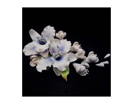 Букет из мастики “Белые орхидеи” 